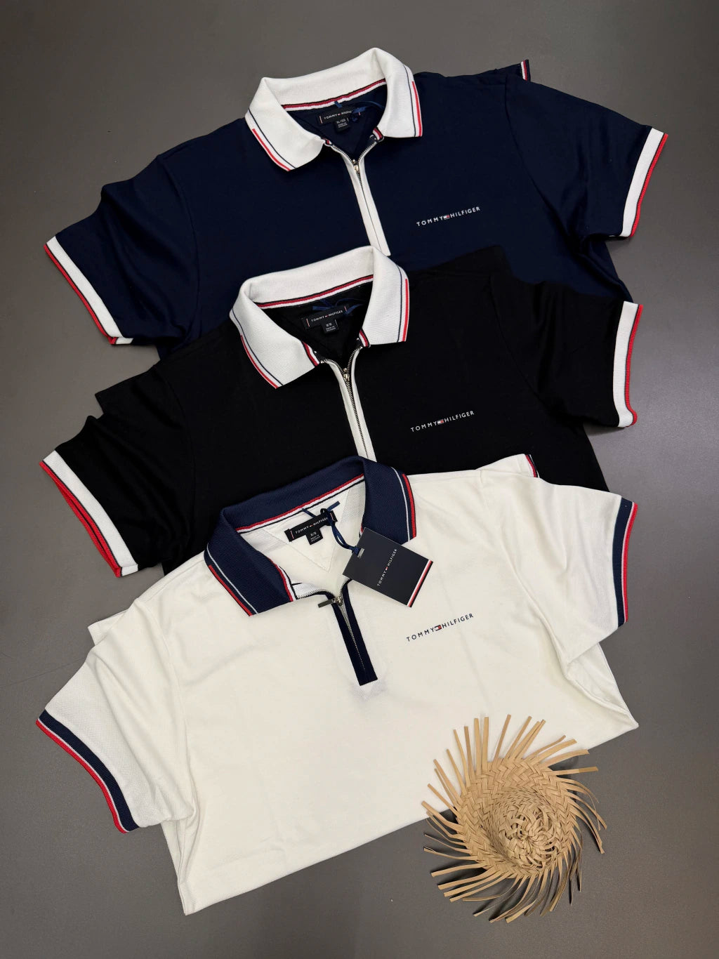 Polo Tommy Hilfiger | Gola Zíper e Friso