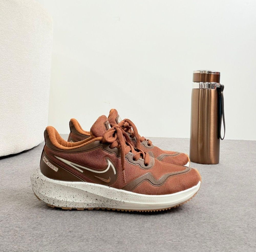 Tênis Air Zoom NK 47 - Marrom