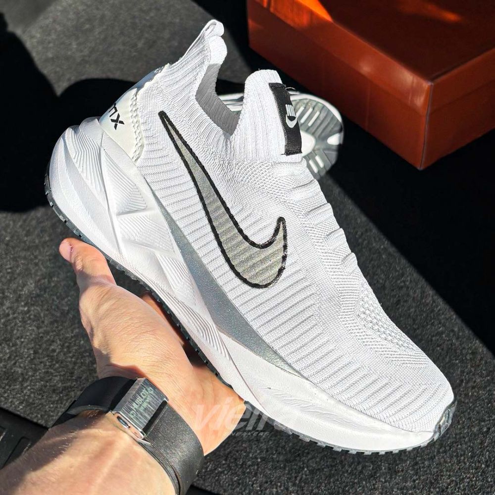 Tênis Air ZoomX Tecido Meia Respirável Branco