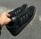 Tênis Forum Low 84 ADV - Preto Camurça